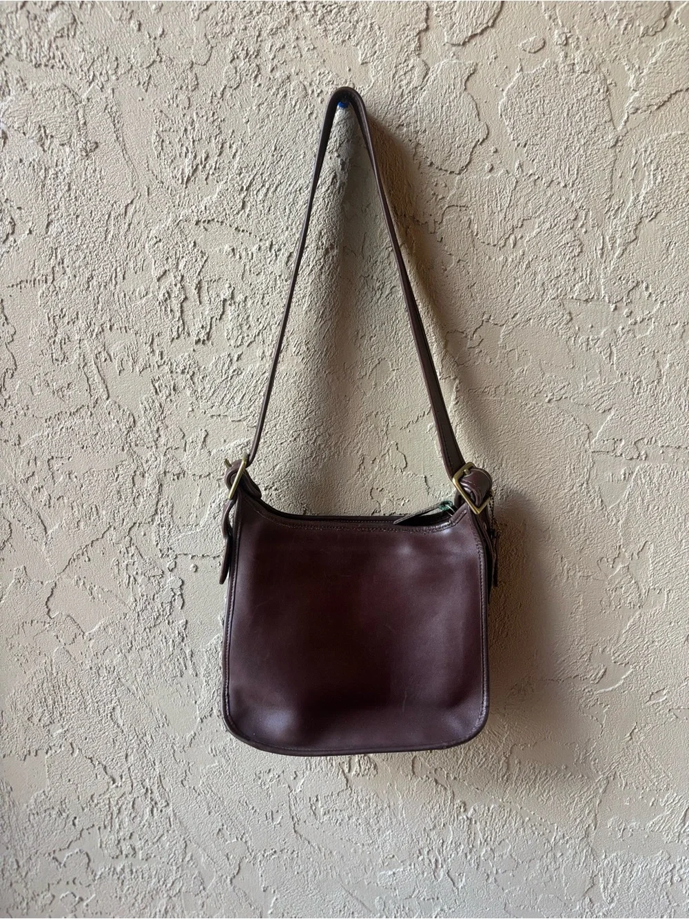 Classic Brown VINTAGE COACH Leather Shoulder Bag